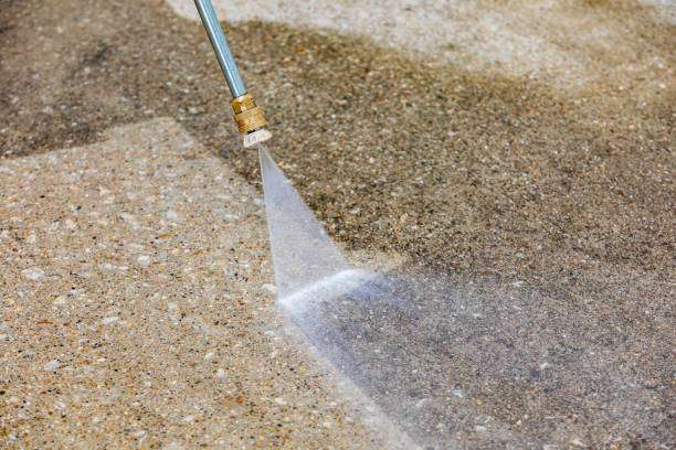 Best Playground Equipment Cleaning  in Howey In The Hills, FL